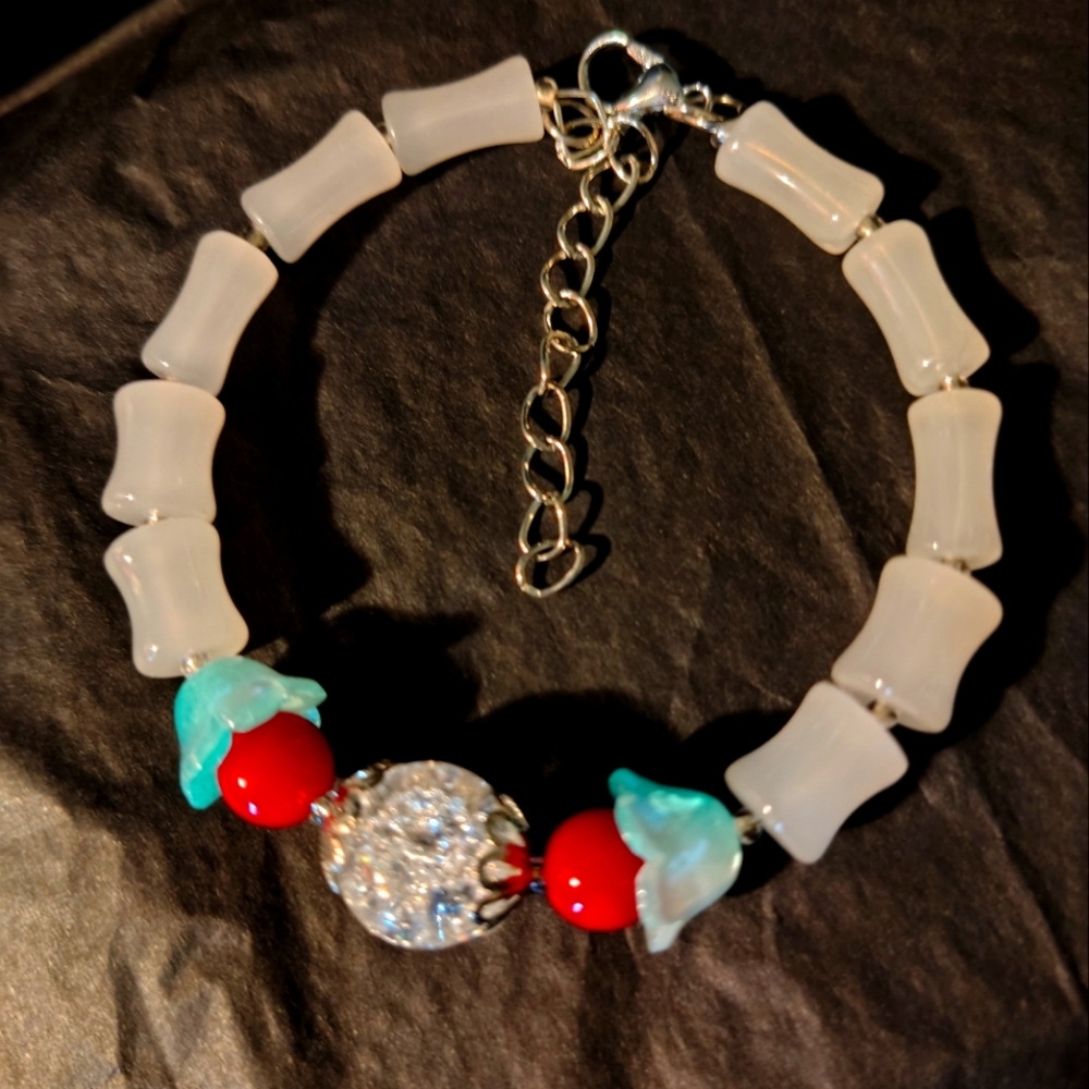 Handmade White, Red, And Blue Glass Beaded Bracelet With Tulips